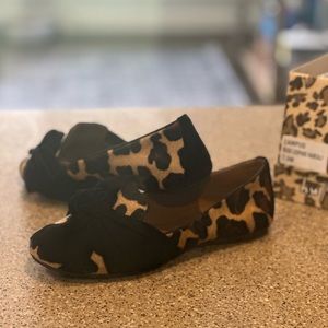 French Sole New York Campus Beige Leopard Haircalf flats